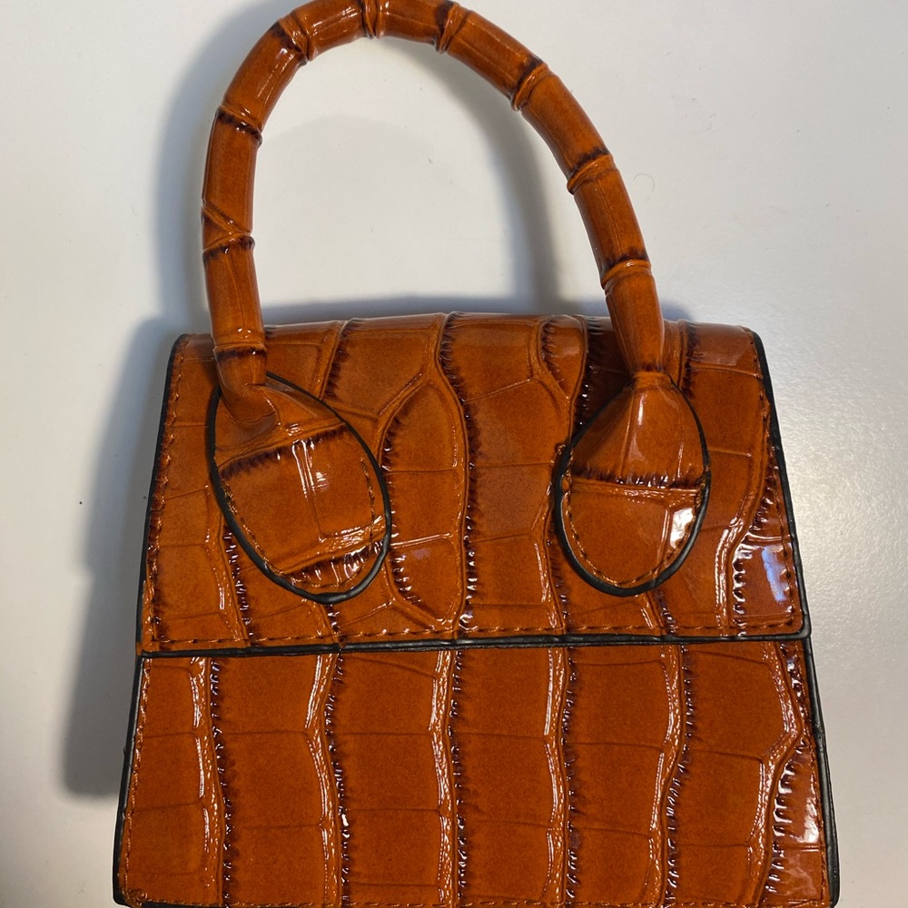 Brown handle bag